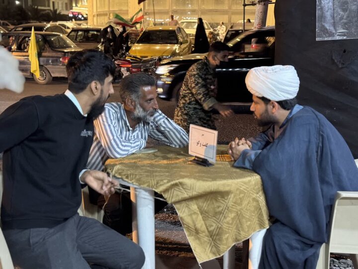 تصاویر/تداوم فعالیت فرهنگی و تبلیغی موکب مدارس علمیه آیت اللّه اعتمادی در هشتاد و نهمین تجمعات شبانه