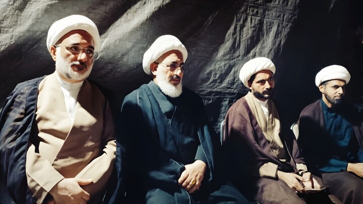 قمِ مقدسہ میں ایرانی عوام سے اظہارِ یکجہتی، حجۃ الاسلام عبد المجید حکیم الٰہی کا شیعیانِ ہند کے موکب کا دورہ
