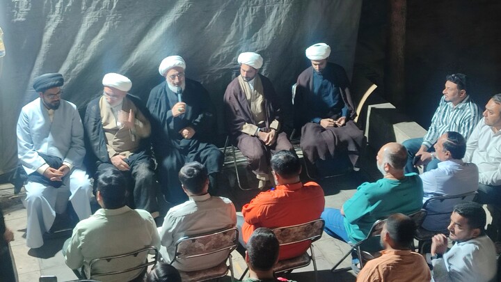 قمِ مقدسہ میں ایرانی عوام سے اظہارِ یکجہتی، حجۃ الاسلام عبد المجید حکیم الٰہی کا شیعیانِ ہند کے موکب کا دورہ