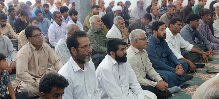 تصاویر/ اقامه نمازجمعه شهر ریگان