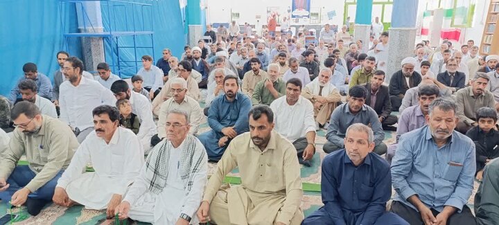 تصاویر/ اقامه نمازجمعه شهر ریگان