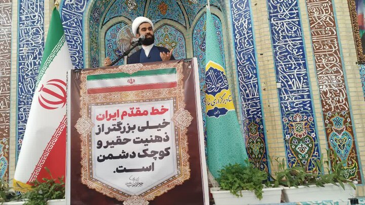 تصاویر/ اقامه نمازجمعه شهر راین