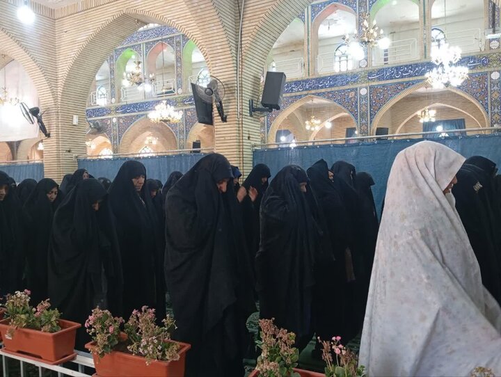 تصاویر/ اقامه نمازجمعه شهر راین