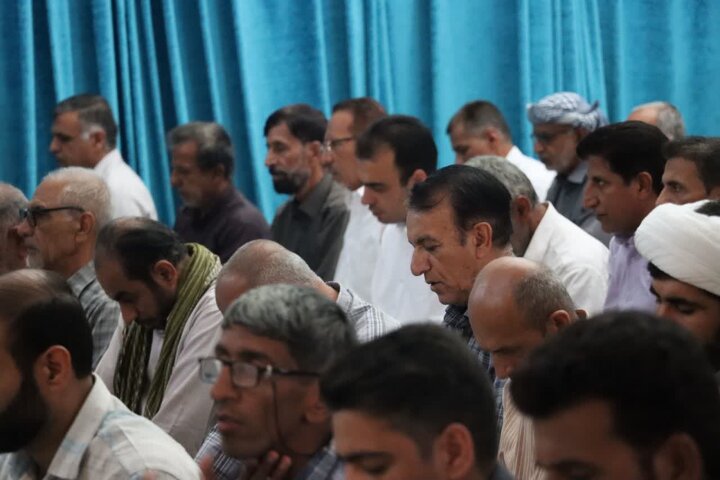 تصاویر/ اقامه نمازجمعه شهر قلعه گنج