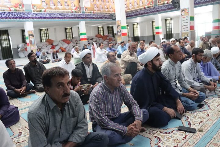 تصاویر/ اقامه نمازجمعه شهر قلعه گنج