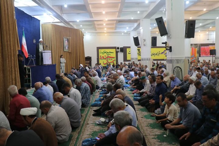 تصاویر/ برگزاری نماز عبادی سیاسی جمعه در قرچک