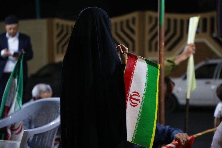 تصاویر/ اقامه نماز استغاثه و سخنرانی آیت الله نجم الدين طبسی در موکب مدارس علمیه یزد