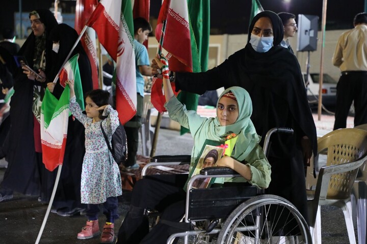 تصاویر/ اقامه نماز استغاثه و سخنرانی آیت الله نجم الدين طبسی در موکب مدارس علمیه یزد