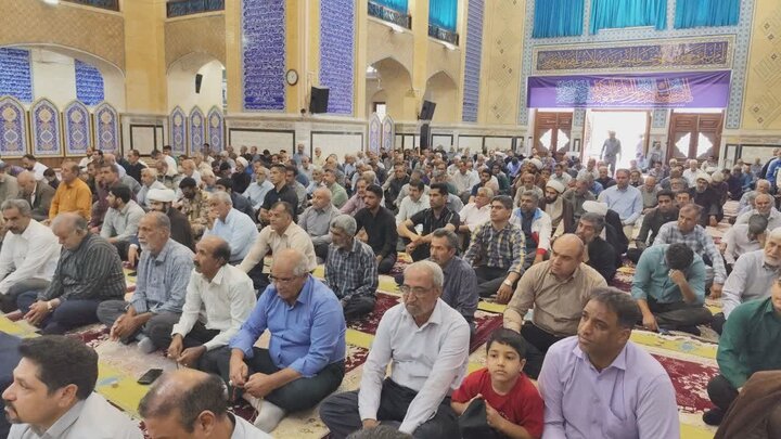 تصاویر/ اقامه نمازجمعه شهر بم