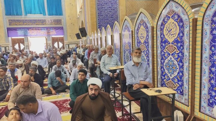 تصاویر/ اقامه نمازجمعه شهر بم