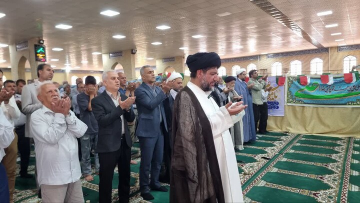 نماز جمعه گناوه به روایت تصویر