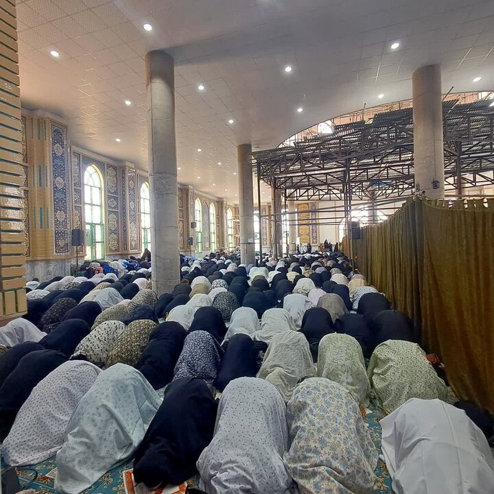 تصاویر/ اقامه نمازجمعه شهر بردسیر