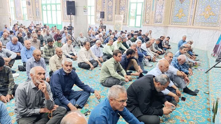 تصاویر/ اقامه نمازجمعه شهر بردسیر