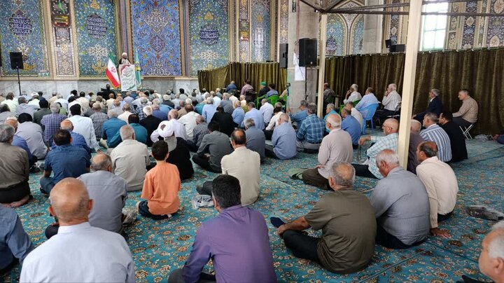 تصاویر/ اقامه نمازجمعه شهر بردسیر
