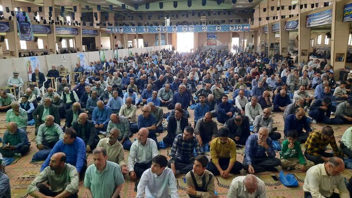 تصاویر/اقامه نماز عبادی سیاسی جمعه در خمین