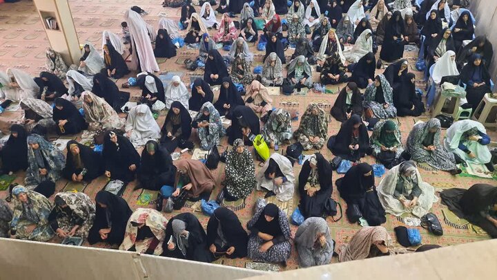 تصاویر/اقامه نماز عبادی سیاسی جمعه در خمین