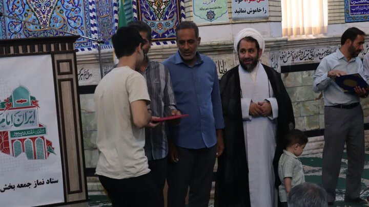 تصاویر/ اقامه نمازجمعه شهر زیدآباد