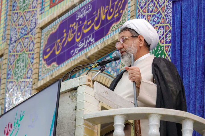 تصاویر/ اقامه نمازجمعه شهر کرمان