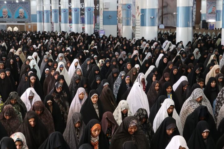 تصاویر/ اقامه نمازجمعه شهر کرمان