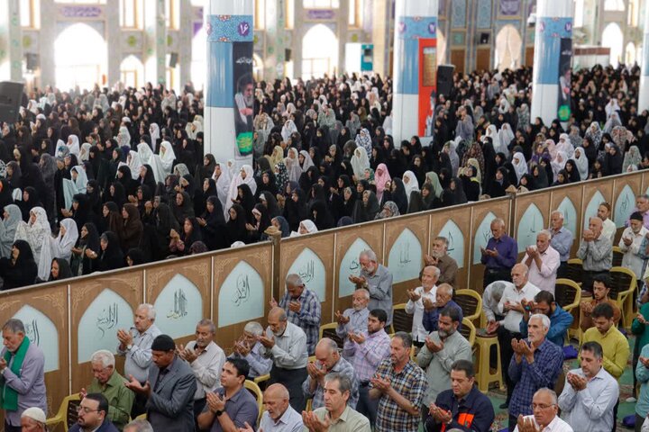 تصاویر/ اقامه نمازجمعه شهر کرمان