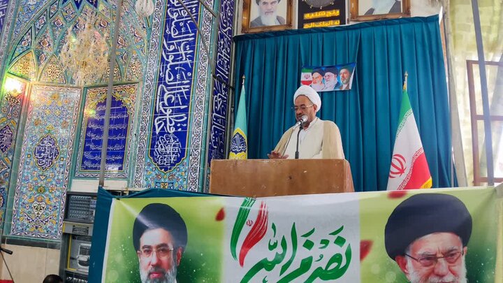 تصاویر/ اقامه نمازجمعه شهر بهرمان