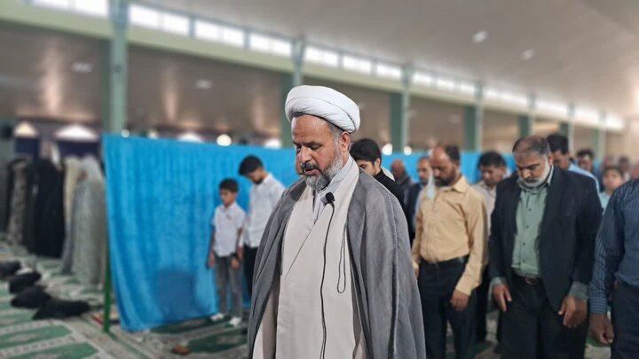تصاویر/ اقامه نمازجمعه شهر عنبرآباد