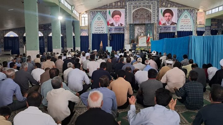 تصاویر/ اقامه نمازجمعه شهر عنبرآباد