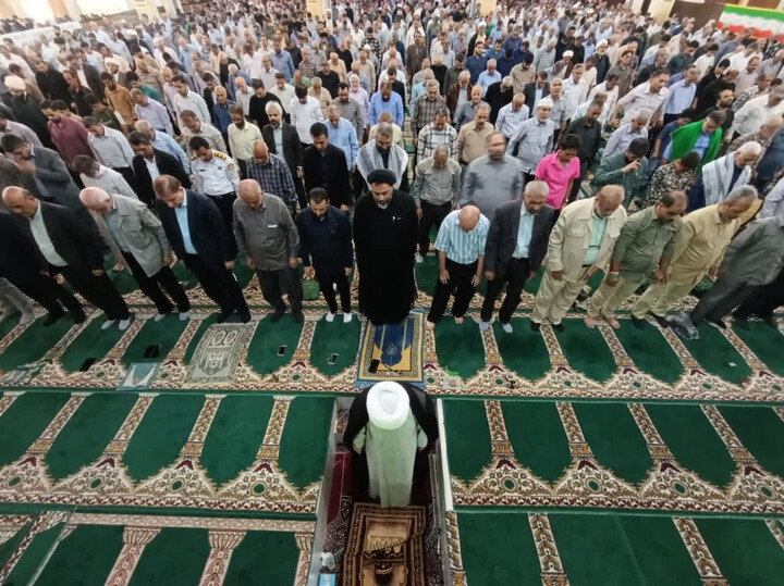 نماز جمعه بوشهر به روایت تصویر