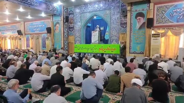 نماز جمعه بوشهر به روایت تصویر