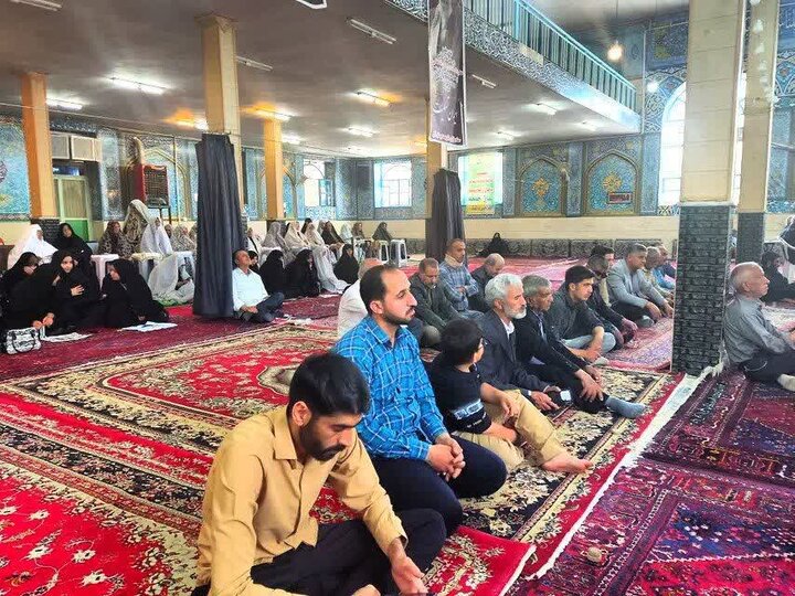 تصاویر/ نماز عبادی سیاسی جمعه جوشقان قالی