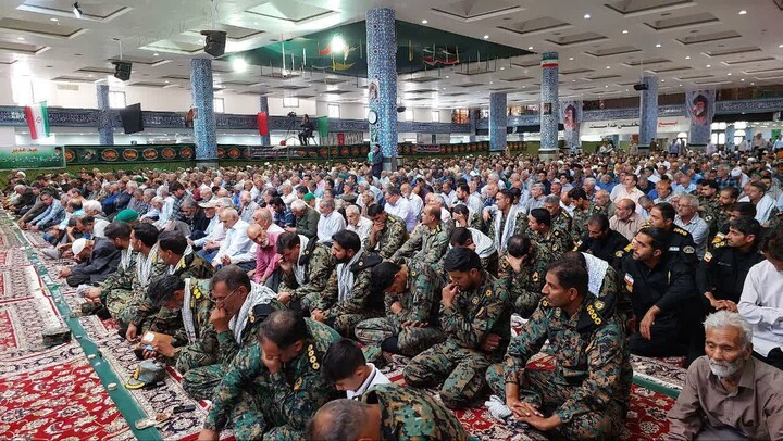 تصاویر| نماز جمعه عبادی سیاسی بیرجند