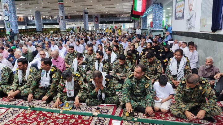 تصاویر| نماز جمعه عبادی سیاسی بیرجند