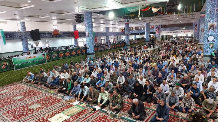 تصاویر| نماز جمعه عبادی سیاسی بیرجند