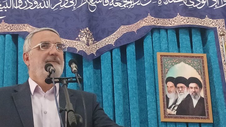 تصاویر/ نماز عبادی سیاسی جمعه  نوش آباد