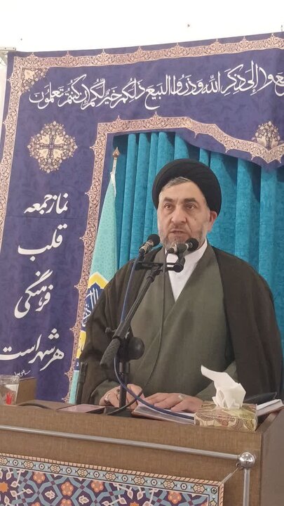 تصاویر/ نماز عبادی سیاسی جمعه  نوش آباد