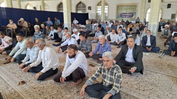 تصاویر| نماز جمعه عبادی سیاسی قاین