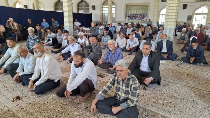 تصاویر| نماز جمعه عبادی سیاسی قاین