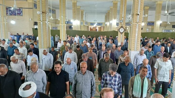تصاویر/اقامه نماز عبادی سیاسی جمعه در زرندیه
