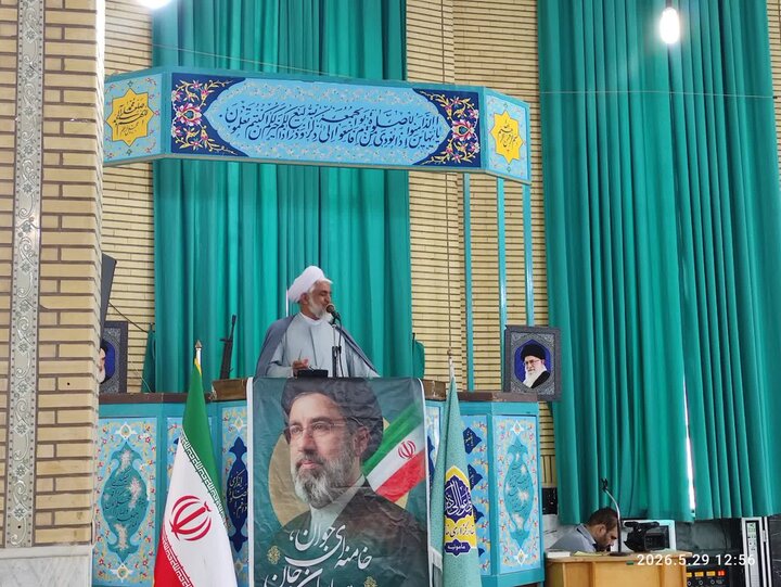 تصاویر/اقامه نماز عبادی سیاسی جمعه در زرندیه