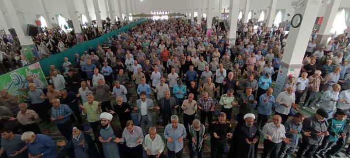 تصاویر/اقامه نماز عبادی سیاسی جمعه در ساوه