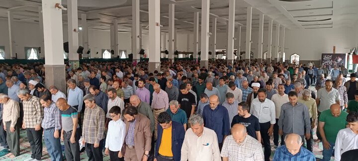 تصاویر/اقامه نماز عبادی سیاسی جمعه در ساوه