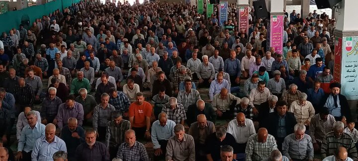 تصاویر/اقامه نماز عبادی سیاسی جمعه در ساوه