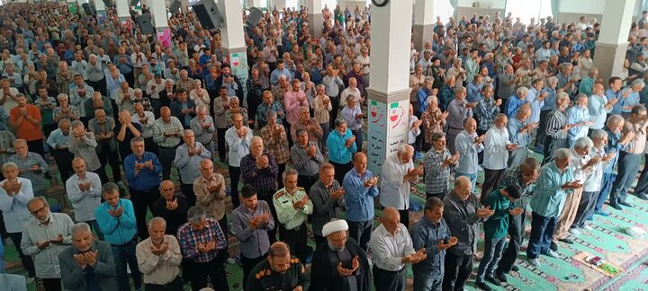تصاویر/اقامه نماز عبادی سیاسی جمعه در ساوه
