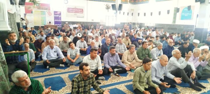 تصاویر/ اقامه نمازجمعه شهر نرماشیر