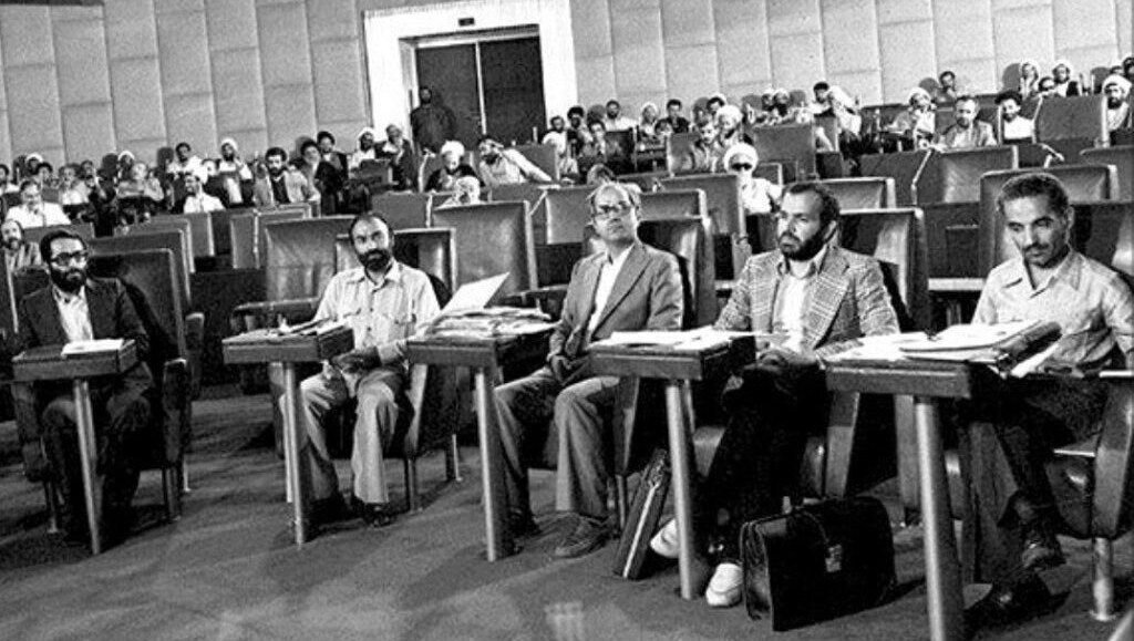 نگاهی به عملکرد مجلس شورای اسلامی در دوران دفاع مقدس