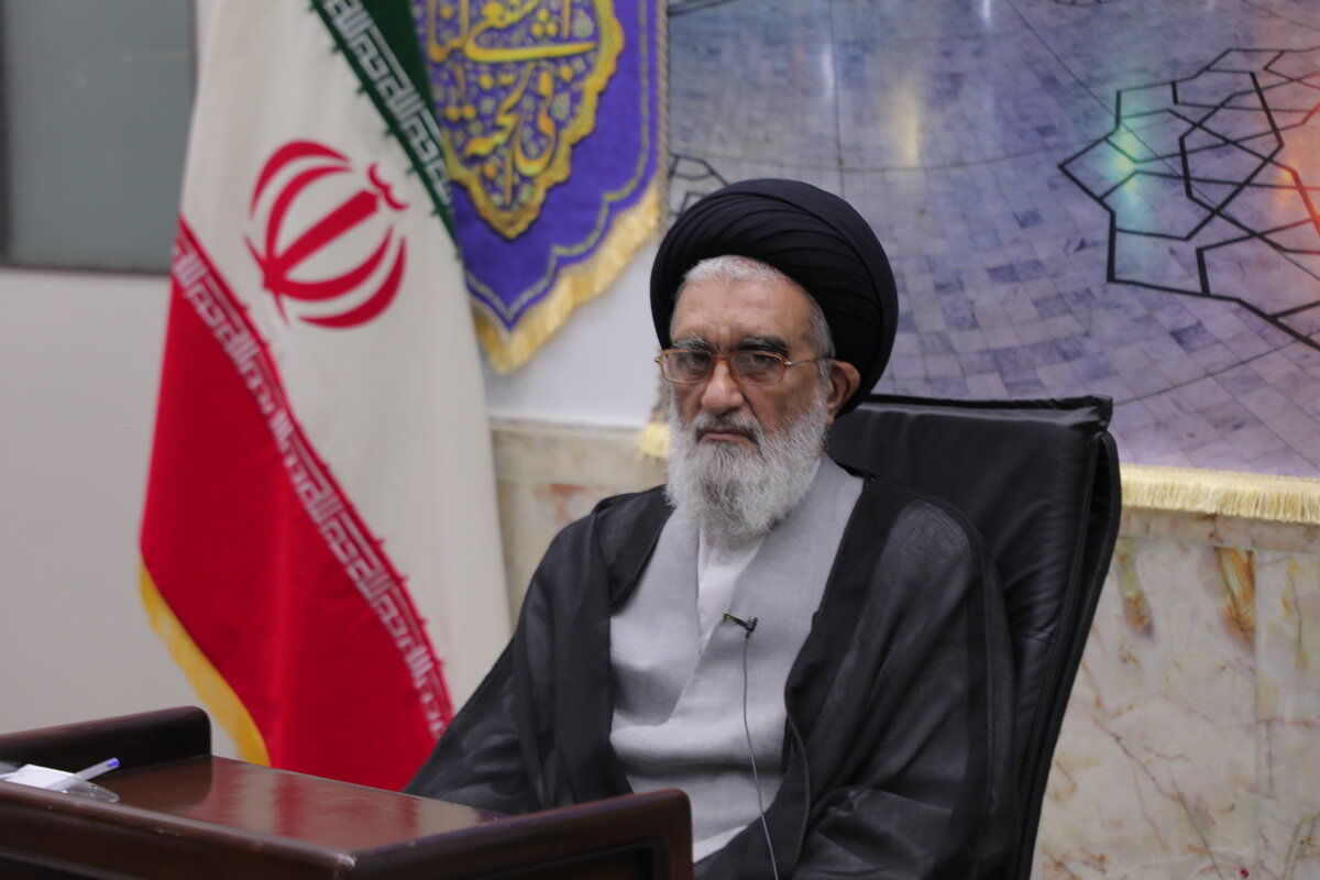 رسانه‌ها پایگاه توحیدی خود را در برابر تحریف‌ها حفظ کنند