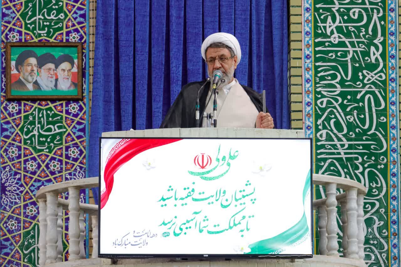 امروز به برکت انقلاب اسلامی، فریاد برائت از مشرکین و مبارزه با استکبار به وسعت جغرافیای کره زمین شنیده میشود