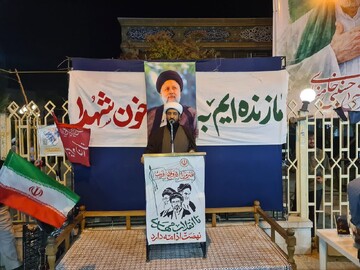 مکتب امام خمینی(ره) بر سه رکن عقلانیت، معنویت و عدالت استوار بود