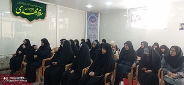 مدیریت هوشمندانه زنان، زیربنای بازسازی اقتصادی نهاد خانواده است