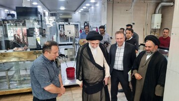 تأکید امام جمعه شهرکرد بر رفع دغدغه‌های بازاریان در کنار حمایت از اجتماعات مردمی